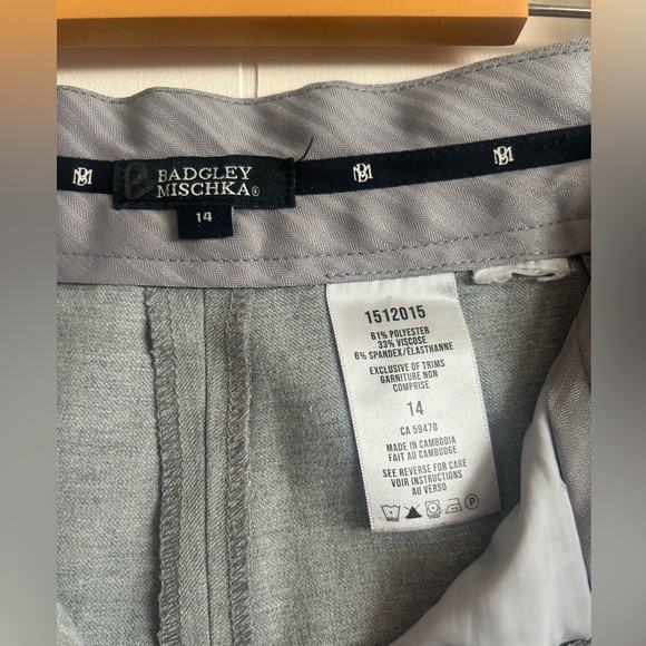Badgley Mischka, size 14, Classic Tailored Dress Pants in Light Gray - Picture 7 of 8